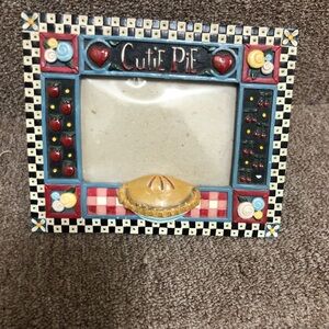 PICTURE FRAME